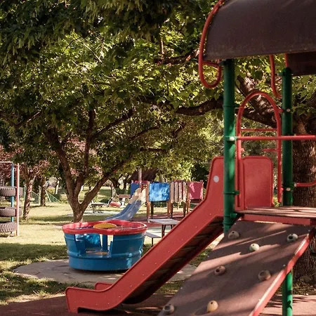 Slow Village Anduze Campsite Corbes